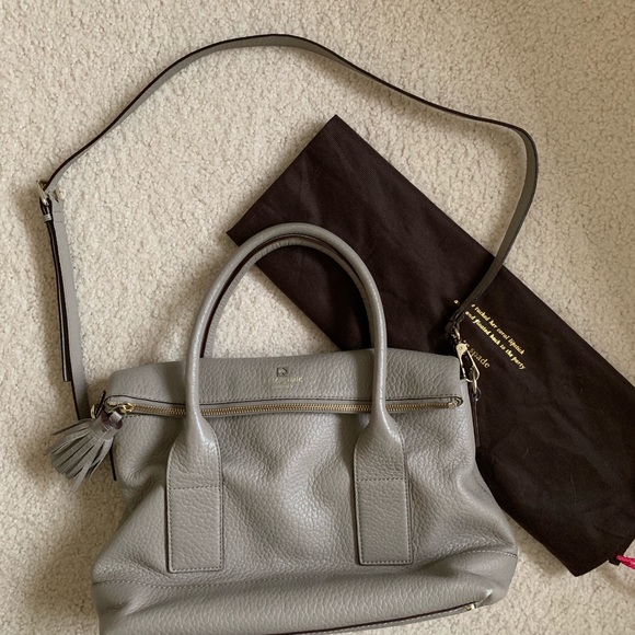 kate spade Handbags - Taupe Cobblehill Kate Spade bag w/detachable strap